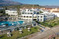 Maritimo Beach Hotel - Pool