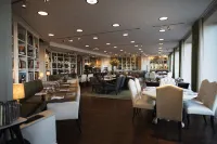 Lydmar Hotel - breakfast