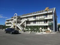 Premiere Classe Avignon Nord - le Pontet Hotels near Parc Alphonse Daudet