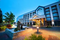 Embassy Suites by Hilton Seattle Bellevue Hotel in zona Bellevue City Hall