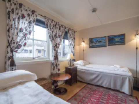 Mary-Ann's Polarrigg Hotels in Longyearbyen