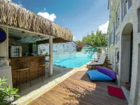 Provence MANSİON ALAÇATI - Kolam Renang
