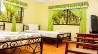 Bright Star Hotel & Safaris - Parvekkeita