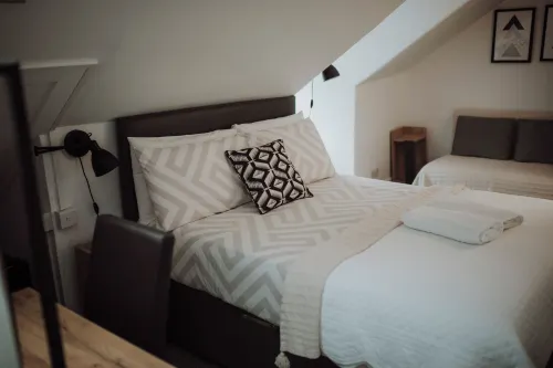 16 Pilrig Guest House - سرير ووجبة إفطار