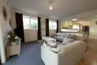 Family Home in Prime Location Melbourne