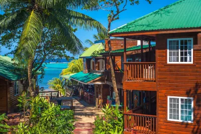 Blue Bahia Resort in Sandy Bay Hoteles en 