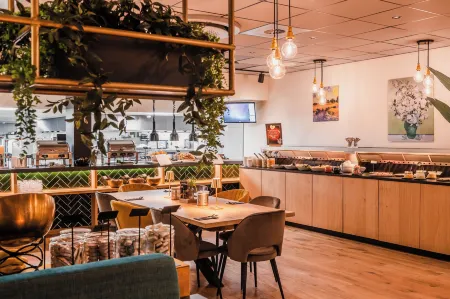 City Hotel de Jonge Отели в г. Норденвелд