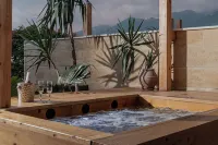 Serab Residencia - Hot Tub