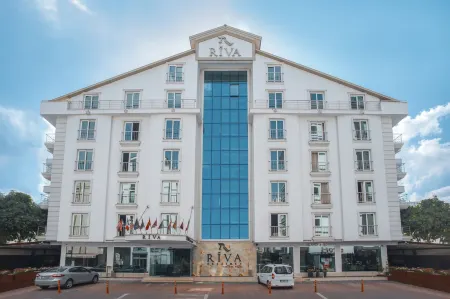 Riva Reşatbey Luxury Hotel Отели рядом с достопримечательностью «Парк Ататюрка»