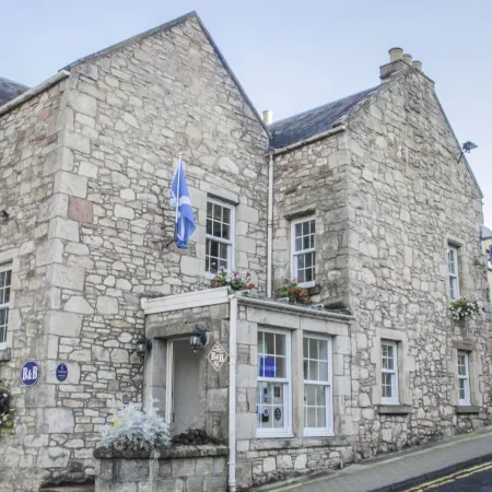 Meadhon Guest House