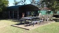Homestead Caravan Park Hotel a Nanango
