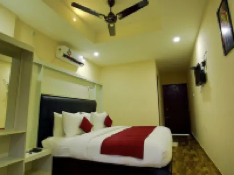 Hotel Wayanad Square Hotels in Mananthavady
