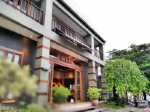 Chic Chiangkhan Hotel Hotels near Chiangkhan