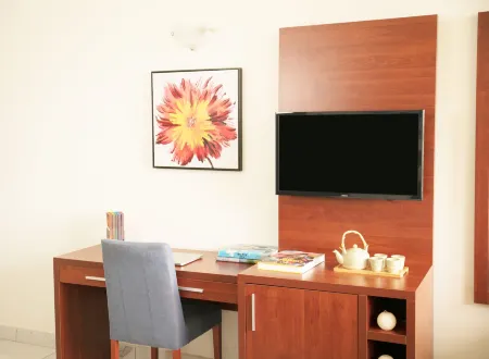 Résidence Atta Отели рядом с Аэропорт Феликс Уфуэ-Буаньи