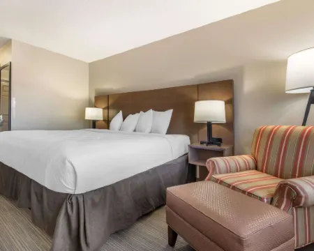 Country Inn & Suites by Radisson, Watertown, SD Hotels in Codington County