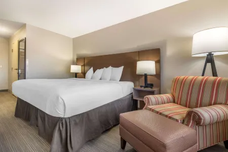 Country Inn & Suites by Radisson, Watertown, SD
