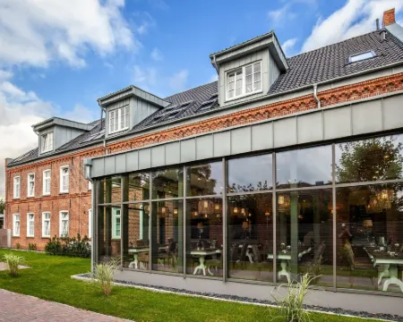 Hotel Achterum Greetsiel Hotels in Greetsiel