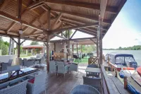 Pensiunea Ovidiu Hotels in Crisan