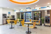 Motel 6 Swift Current, SK