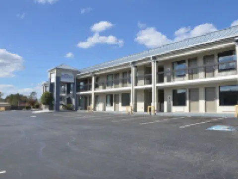 Baymont by Wyndham Covington Hotels in Covington