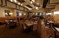 Harlow's Casino Resort & Spa - Parking