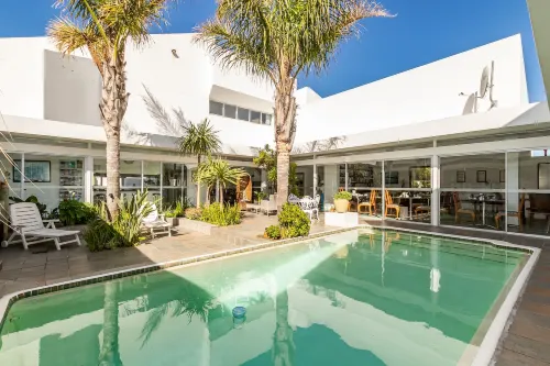 Admiralty Bed & Breakfast Hotel di Muizenberg