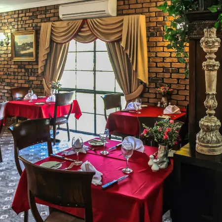 Overlander Homestead Motel