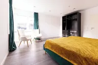 Design apartment centrally located in Andernach with top view, WiFi, kitchen, parking space - balcony