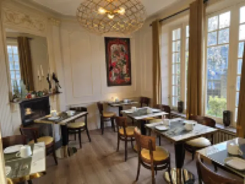 Le Castel Guesthouse Hotels in Bayeux