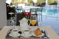 Kyparissia Beach Hotel - breakfast