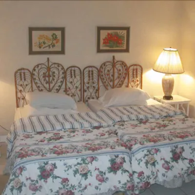Paradise Villas Hotels near Brighton Beach