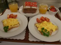 Asure Pukekura Motor Lodge - Breakfast