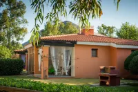 Tiliguerta Glamping&Camping Village Hotel dekat Torre Dei Dieci Cavalli