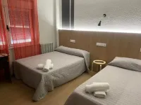 Hostal Uría Hotels in Villamayor