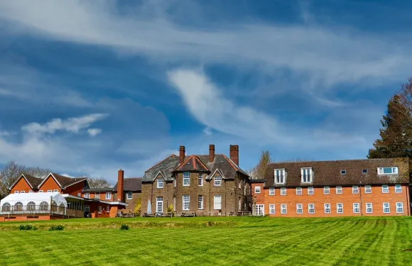 皮爾格雷姆斯酒店