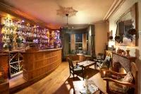 Poppies Hotel