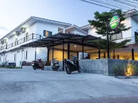 The Rest Hotel Hotels near Tawaen Beach viewpoint
