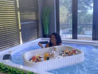 Africa Paradise Airport Boutique Hotel - ที่มีอ่างอาบน้ำ