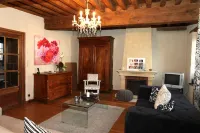 La Berjotine - Maison d'hôtes Hotels in Charolles