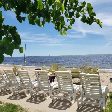 Paradise Beach Resort