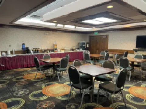 Quality Inn Conference Center Logansport