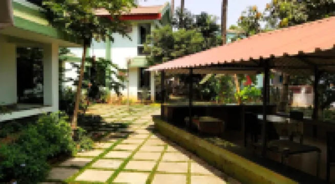Amigo Plaza