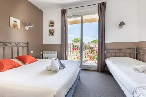 Hotel les Vieux Acacias - Beach