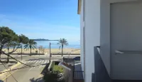 Hoposa Uyal - Ocean View