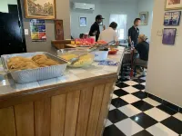 Coningsby Inn - servizio colazione