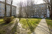 Saska Kepa現代公寓 斯卡伊茨維斯基公園（Skaryszewski Park）附近的飯店