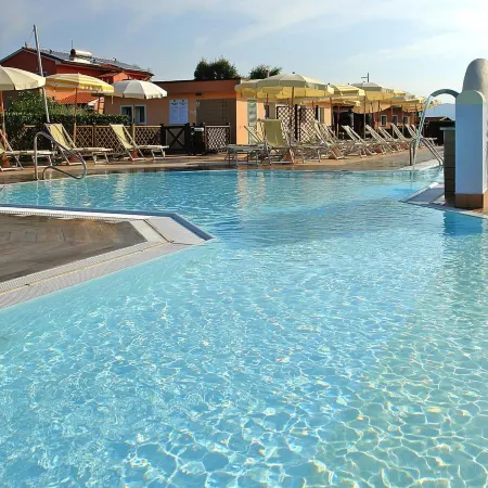 Apartment in Vada Near Restaurants