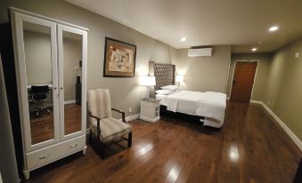 Lakeview Hotel