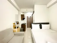 Good Choice and Homey Studio Transpark Cibubur Apartment Hotels in Джакарта