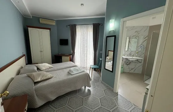 利昂德奧羅酒店